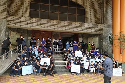 Gandhi juniour doctors strike