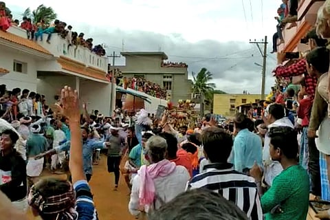 K’taka village defies distancing norms to celebrate annual festival, organisers booked