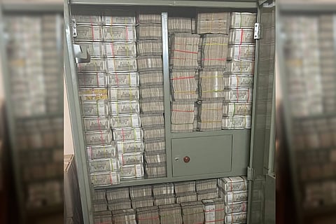 Cash seized from Hetero Pharma group during IT Raids
