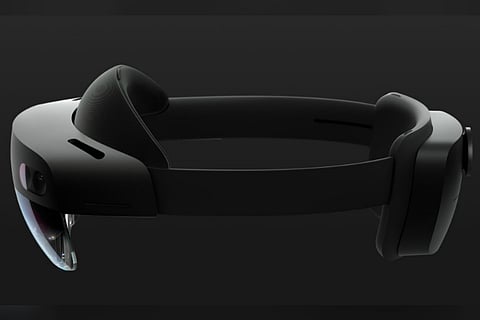 Microsoft unveils mixed reality headset HoloLens 2, AI camera for developers