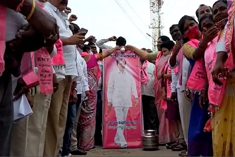 Telangana Rastra Samithi party workers