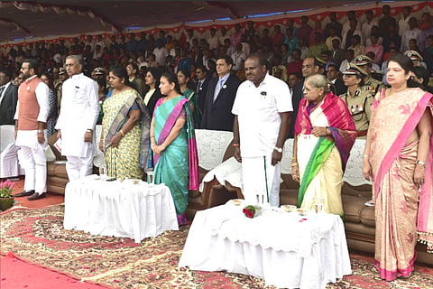 Patriotic fervour, cultural programmes mark I-Day celebrations in Karnataka