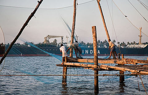 Man loses fingers as bomb used to catch fish explodes