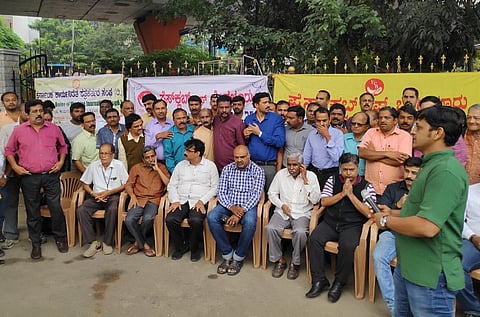 'This must be resisted': Karnataka journalists protest ban on TV cameras in Assembly