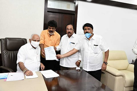 KFCC members meet outgoing CM BS Yediyurappa