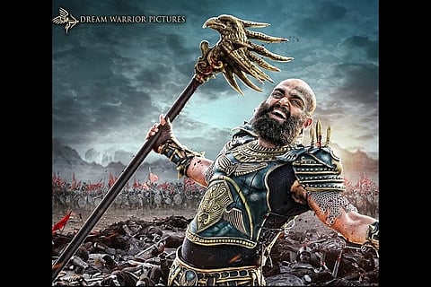 'Kaashmora' will see Karthi in three different avatars