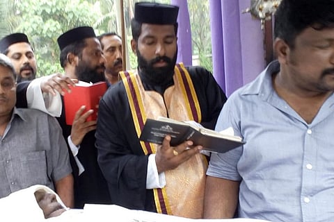 After 10-day delay due to church fight, Kerala man finally buried