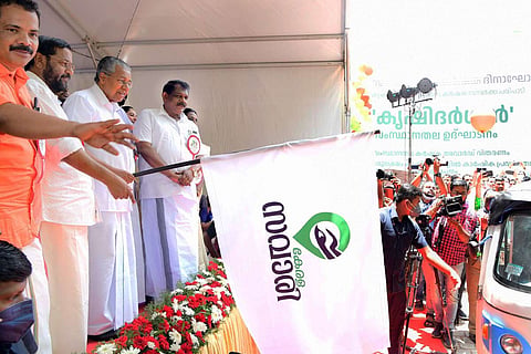 Kerala CM Pinarayi Vijayan flagging off Kerala Savari service