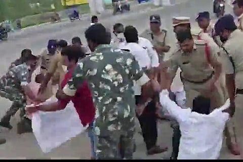 Mid Manair project oustees being detained by police