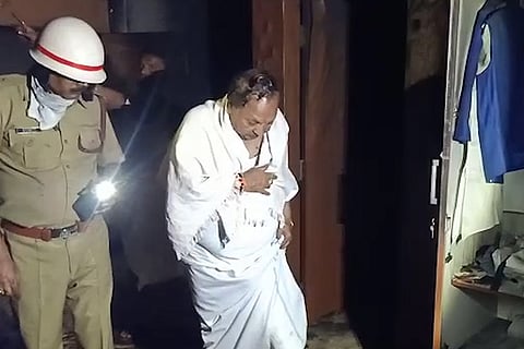 Karnataka Minister Eshwarappa, wife escape unhurt after fire at his official residence