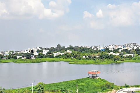 Mir Alam Tank in Hyderabad