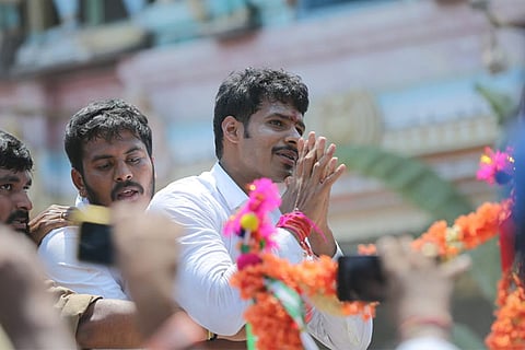 For Nikhil Gowda’s nomination bash, JD(S) brought in people from outside Mandya