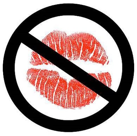 Main organizer of Kiss of Love arrested in Kerala in a defamation case