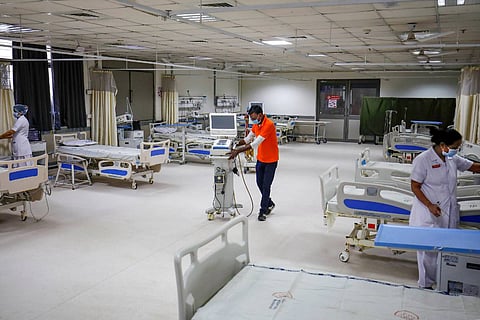 Health professionals preparing a Covid-19 ward