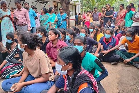 Students Protest against the doctors who conducted surgery to Priya