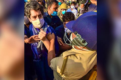 Priyanka Gandhi stopped on her way to Hathras