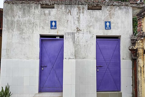 Public toilet