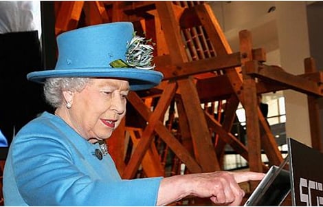 Watch Queen Elizabeth send her first royal tweet