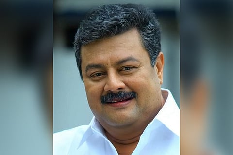 Rizabawa smiling
