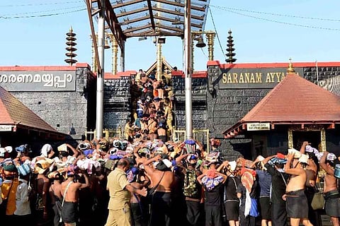 Sabarimala temple devotees
