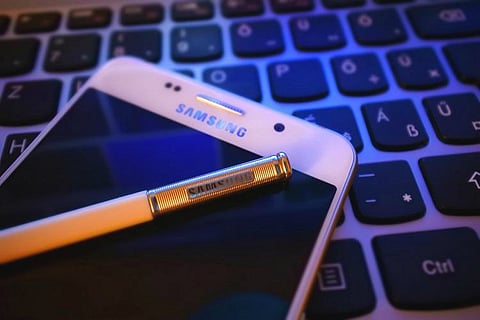 Samsung tops smartphone premium segment in India in August: Report