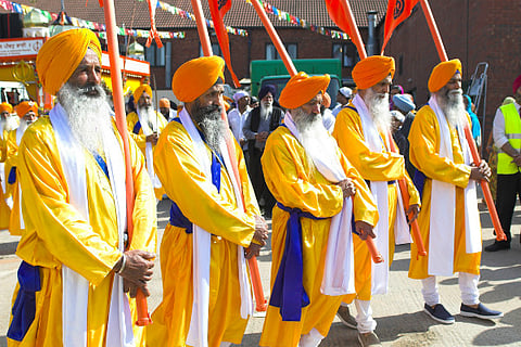 SGPC slams govt over Kohinoor, demands its return saying it belongs to Sikhs