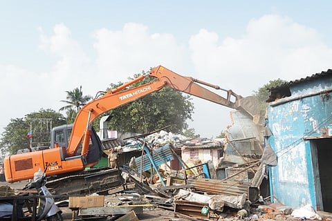 ‘Will affect livelihood, education’: Hundreds of families along Chennai’s Cooum evicted