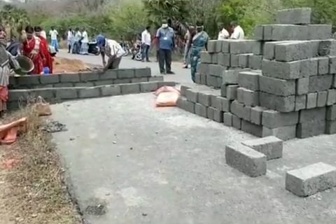 TN builds walls in AP border to prevent 'unauthorised entry', removes after controversy