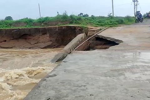 Portion of bridge in Telangana's Medak crumbles in heavy rains