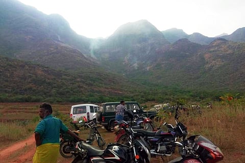 8 including 3 kids trapped in forest fire in TN’s Theni, rescue ops on