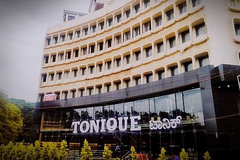 Tonique liquor store