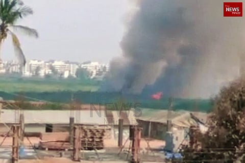 Bengaluru's Varthur lake catches fire again, smoke enters nearby houses