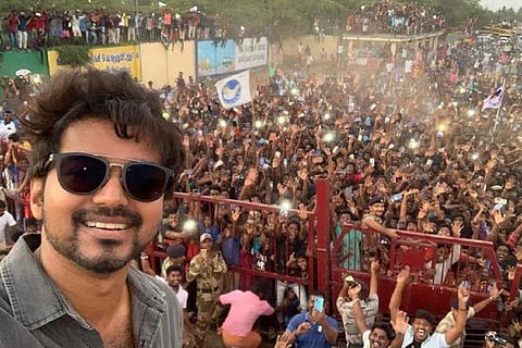 Vijay's selfie in Neyveli