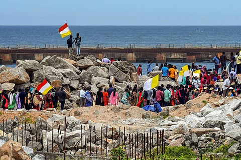 Protestors at Vizhinjam port construction site
