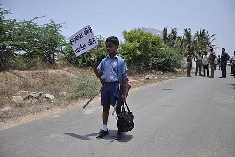 Remember the 7-year-old boy who took on TN liquor shops? Bar owner accuses his dad of extortion
