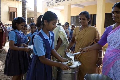 'Bland Mid-Day meal': K'taka govt accuses Akshaya Patra of providing unhealthy food