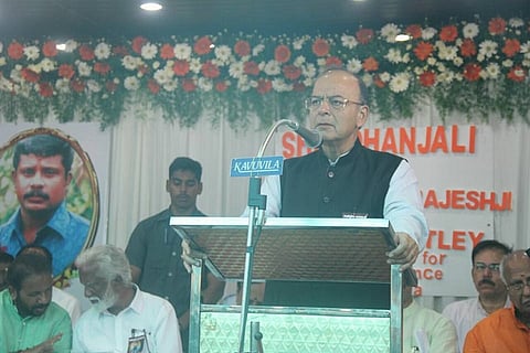 Arun Jaitley meets slain Kerala RSS worker's family, calls his murder 'most brutal'