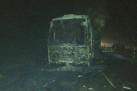 Three burnt alive in fatal collision between van and bus on highway near Bengaluru