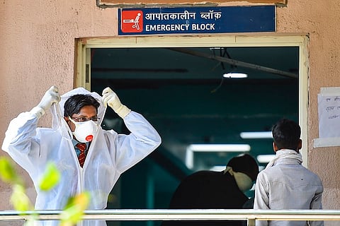 Karnataka HC asks govt to give details about COVID-19 healthcare infra in state