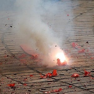 Chinese man invents 'green firecracker' to fight smog