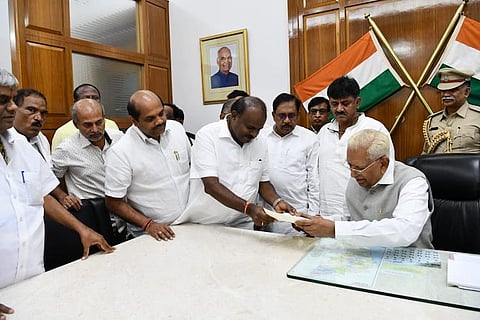 HD Kumaraswamy resigns as Chief Minister of Karnataka after losing trust vote