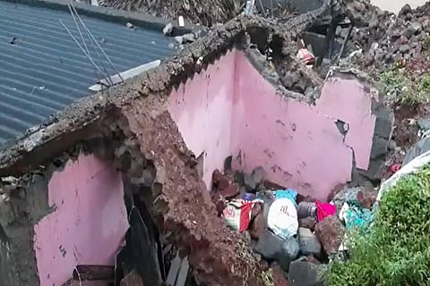 Screenshot of a house collapsing in Visakhapatnam, Andhra Pradesh