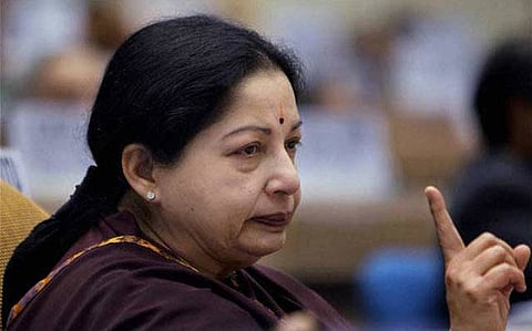 Jaya death probe summons O Panneerselvam, Health Minister and Dr Richard Beale