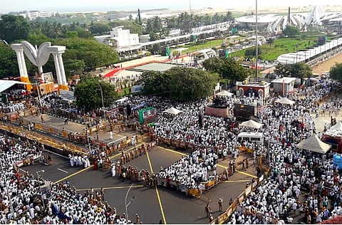 Crowds throng Jaya memorial as TN CM and Dy CM inaugurate structure