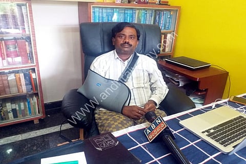 Dalit magistrate alleges attack by aides of Andhra Min Peddi Ramachandra Reddy