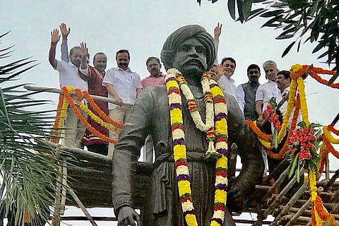K'taka Deputy CM unveils city founder Kempegowda’s 30-ft statue in Bengaluru