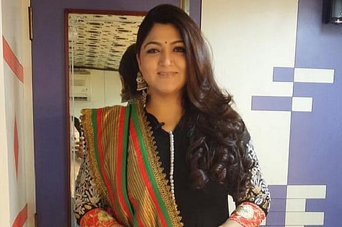 Kushboo challenges Jayalalithaa to release a freebie-free manifesto