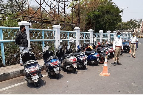 Hyderabad residents venturing out to buy essentials allege harassment by cops