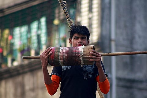 Telangana govt bans sale and use of 'Chinese manja' on Sankranti eve