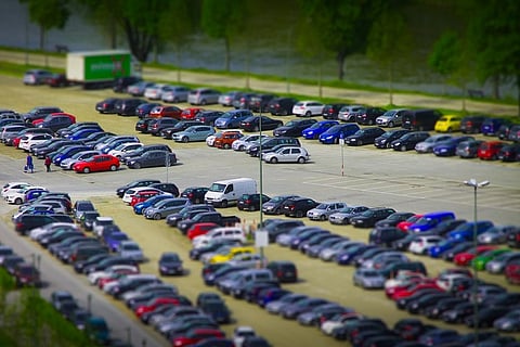 Slump in passenger vehicle sales continues amid poor consumer sentiment